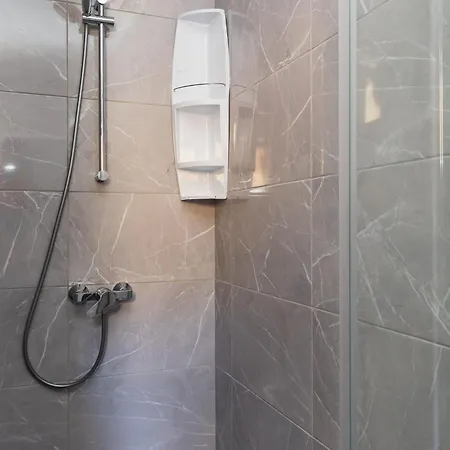 Pod Nespolom - One Bedroom With Terrace Трстено