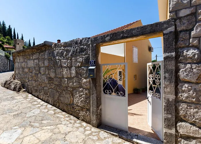 דירה Pod Nespolom - One Bedroom With Terrace *